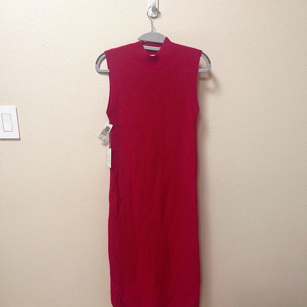 *NWT* Fuchsia Babaton Knitted Dress Size Small